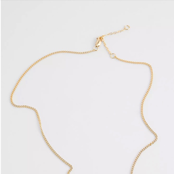 New Gold Hibiscus Flower Necklace - Picture 3 of 6